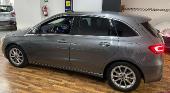Foto 3 de Mercedes B 180 7g-dct