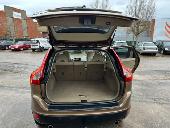 Foto 3 de Volvo XC-60 SUMMUN D5