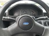 Foto 2 de Ford Fiesta 1.3i Clx